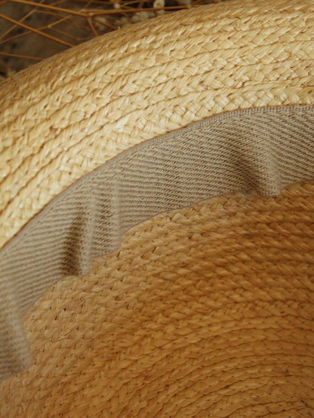 Vintage 1990s 2000s Hat, Scala Straw Wide Brimmed Sunhat with Black Ribbon, Mill - Picture 11 of 14
